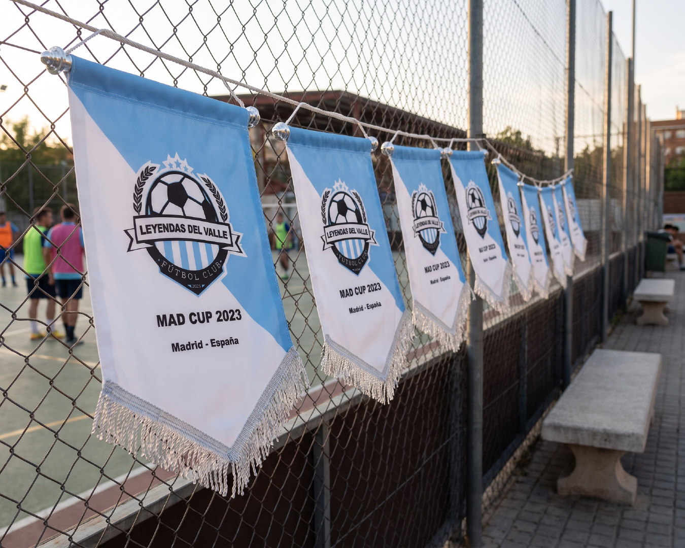 Banderines para equipos deportivos y comunidades